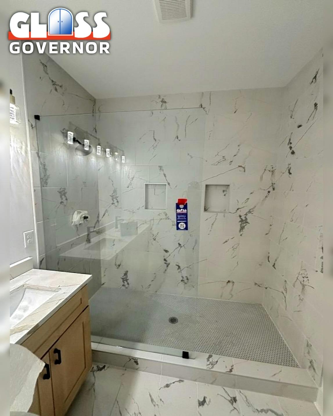 Atlanta frameless shower doors 1.jpg?auto=compress%2Cformat&ixlib=php 3.3