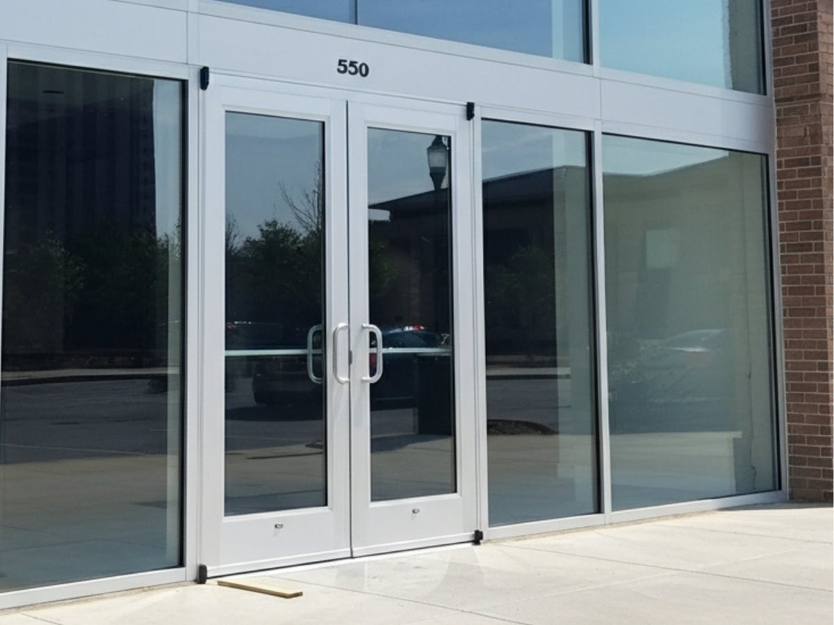atlanta glass storefronts and entry doors 3.png?auto=compress%2Cformat&ixlib=php 3.3