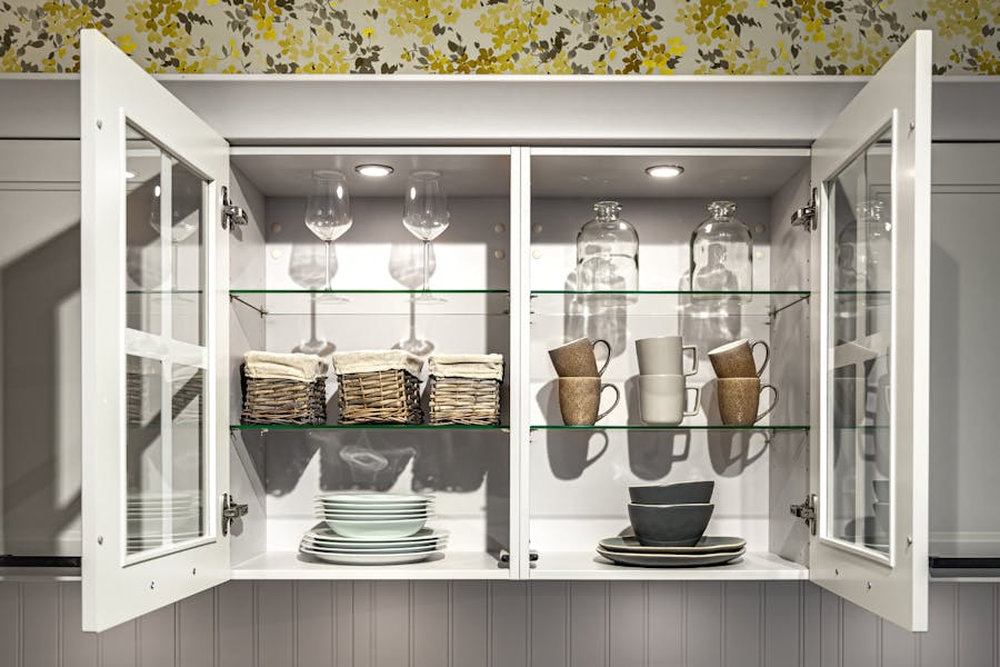 Glass Shelves – Woodstock